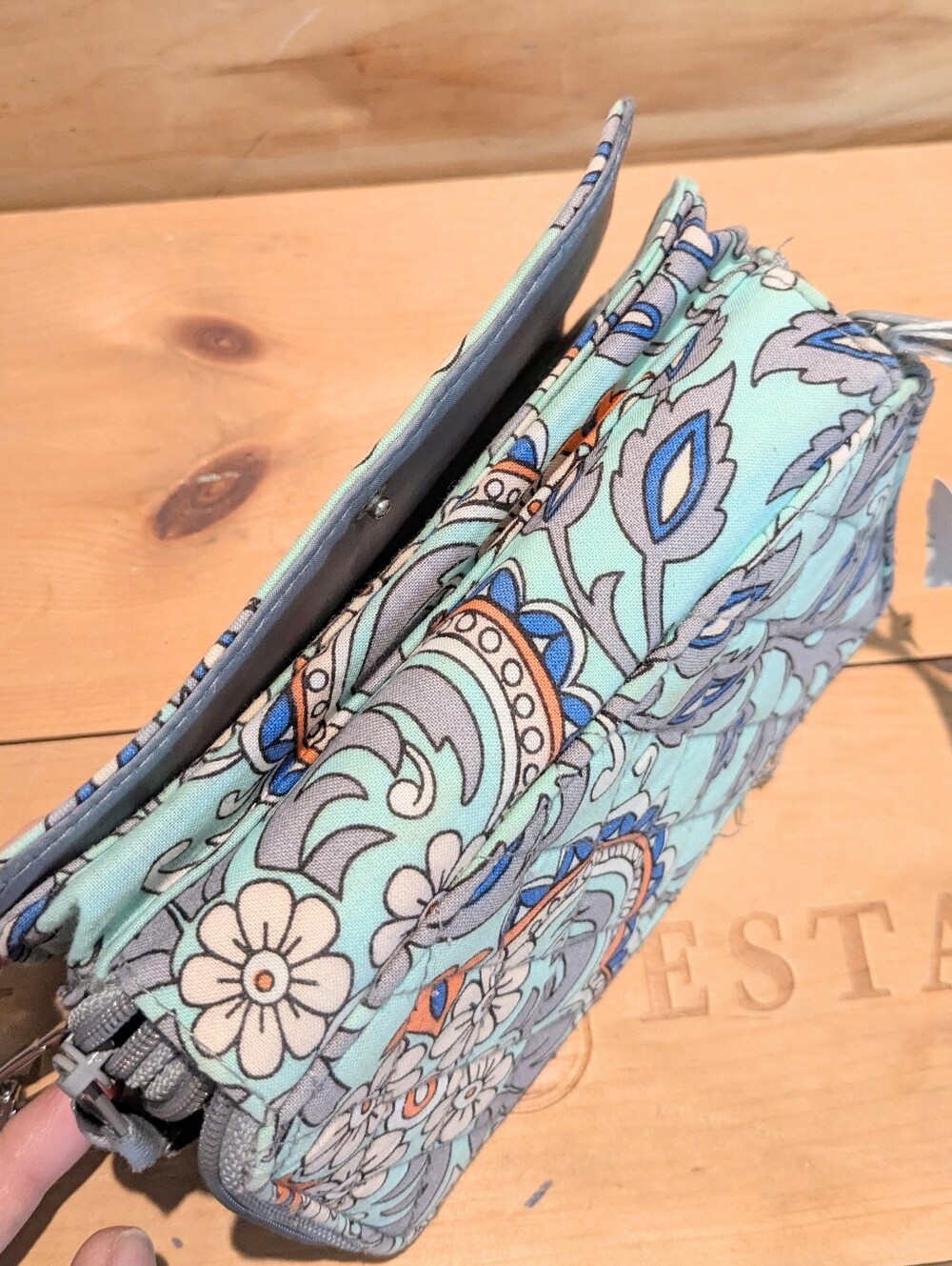 Vera Bradley RFID protection 3 in 1 Wristlet/Phone Bag - Picture 7 of 11